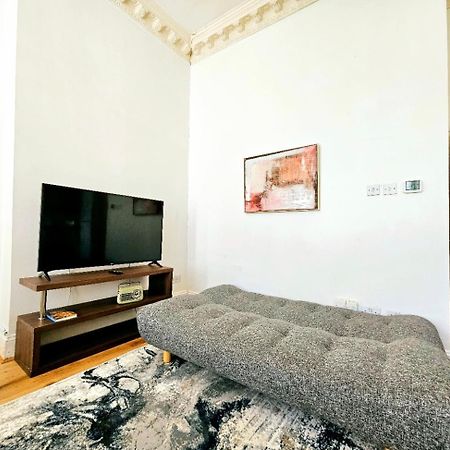 Charming Home With Private Balcony, On 1St Floor, With 2 Bathrooms, 3 Min Walk To Earl'S Court Station London Luaran gambar
