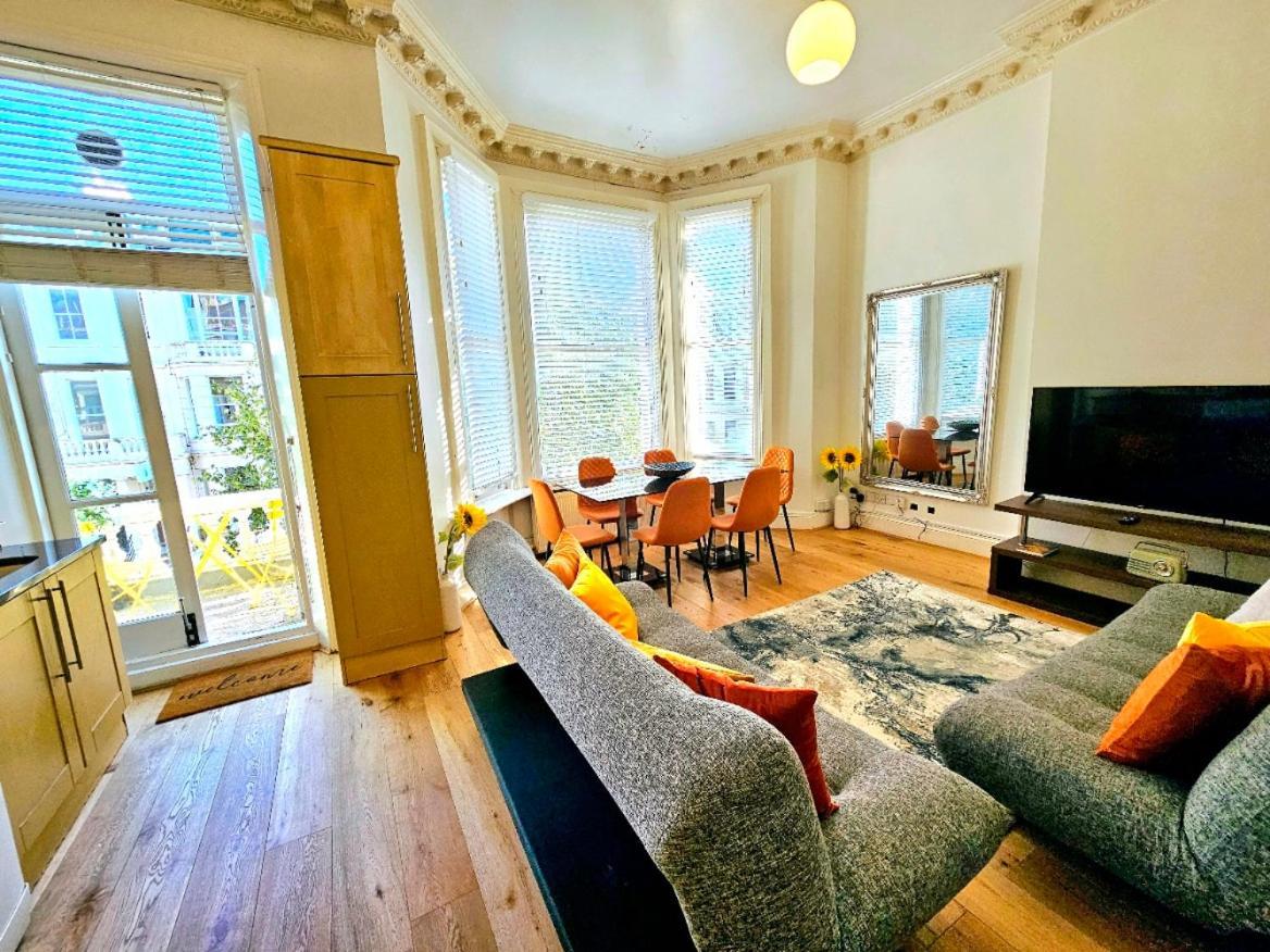 Charming Home With Private Balcony, On 1St Floor, With 2 Bathrooms, 3 Min Walk To Earl'S Court Station London Luaran gambar